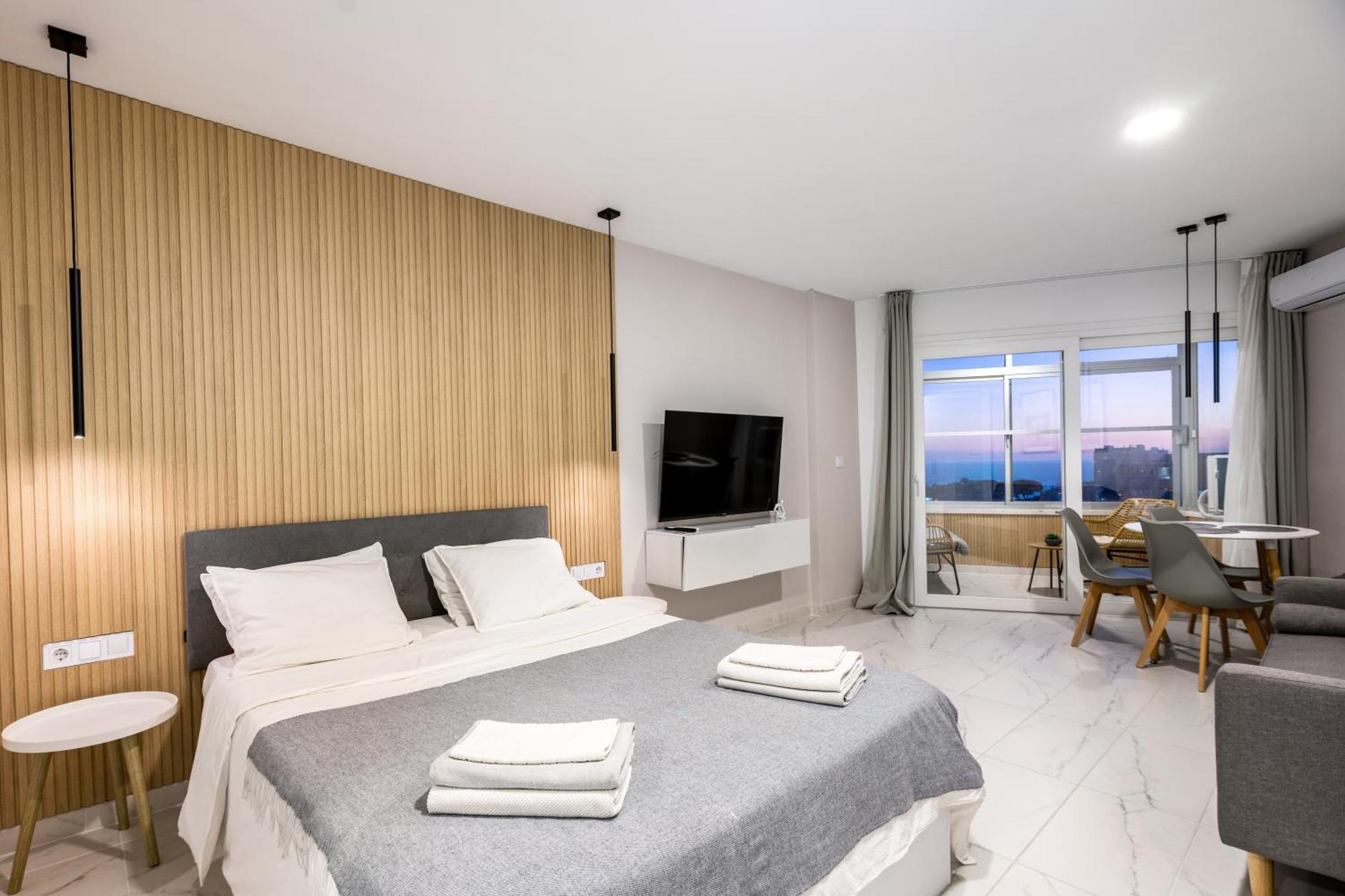 Modern Studio Apartment With Sea Views 5 Min From The Beach Sitio de Calahonda Exterior photo